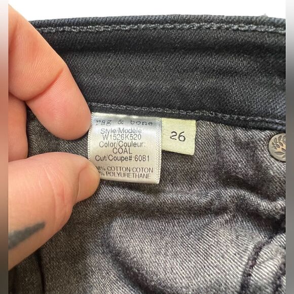 Rag and bone stretch, jean size 26, charcoal in color skinny - Picture 4 of 5